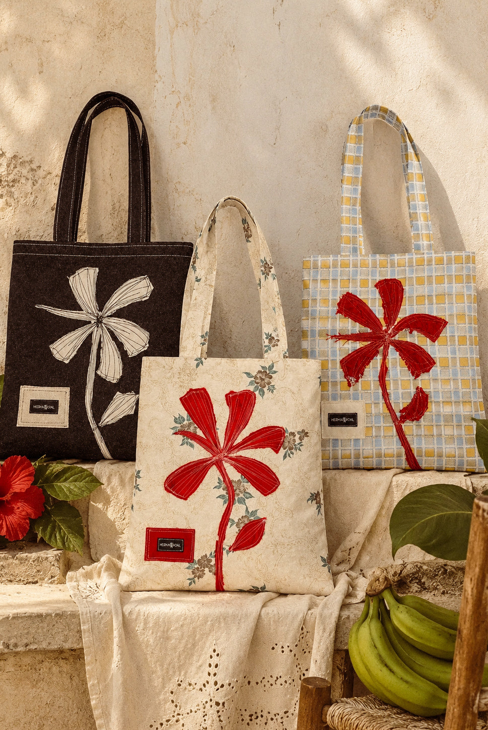 FLOR DE MAGA TOTES
