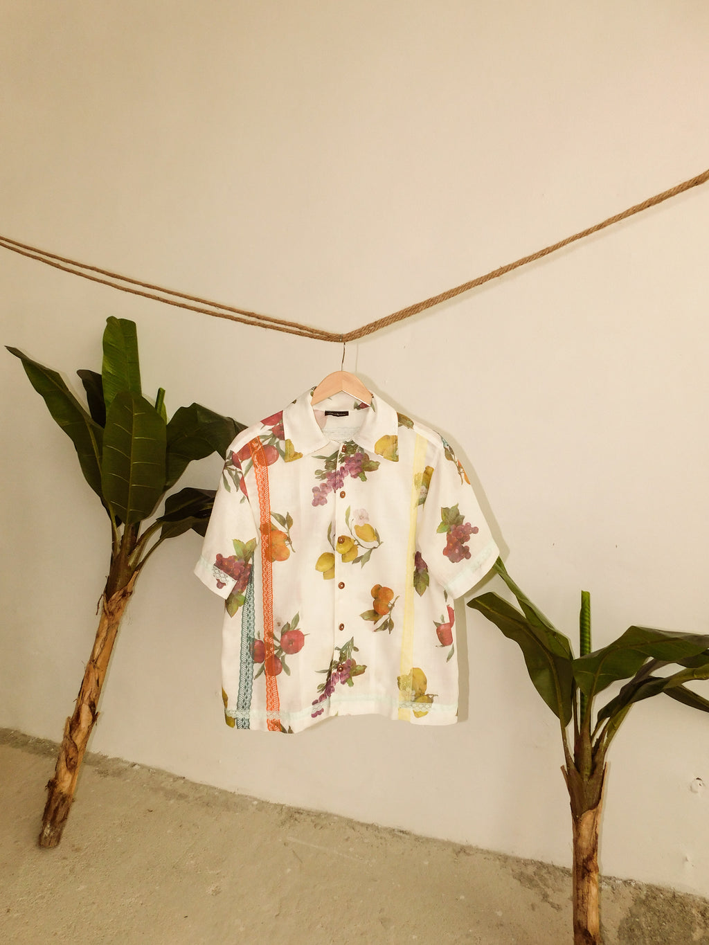 FRUTAS SHIRT - BLANCA - MEDIUM