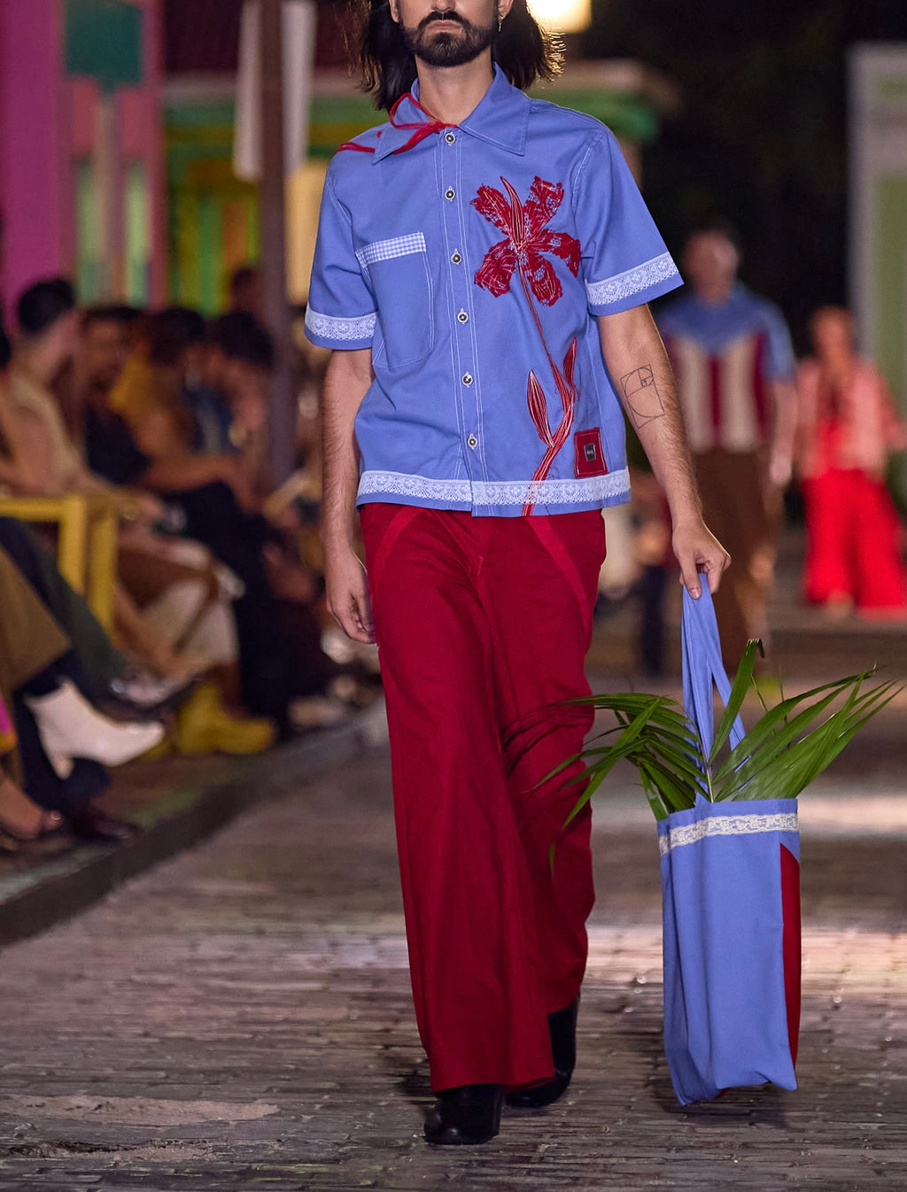 MAGA P.R CROP SHIRT - MEDIUM