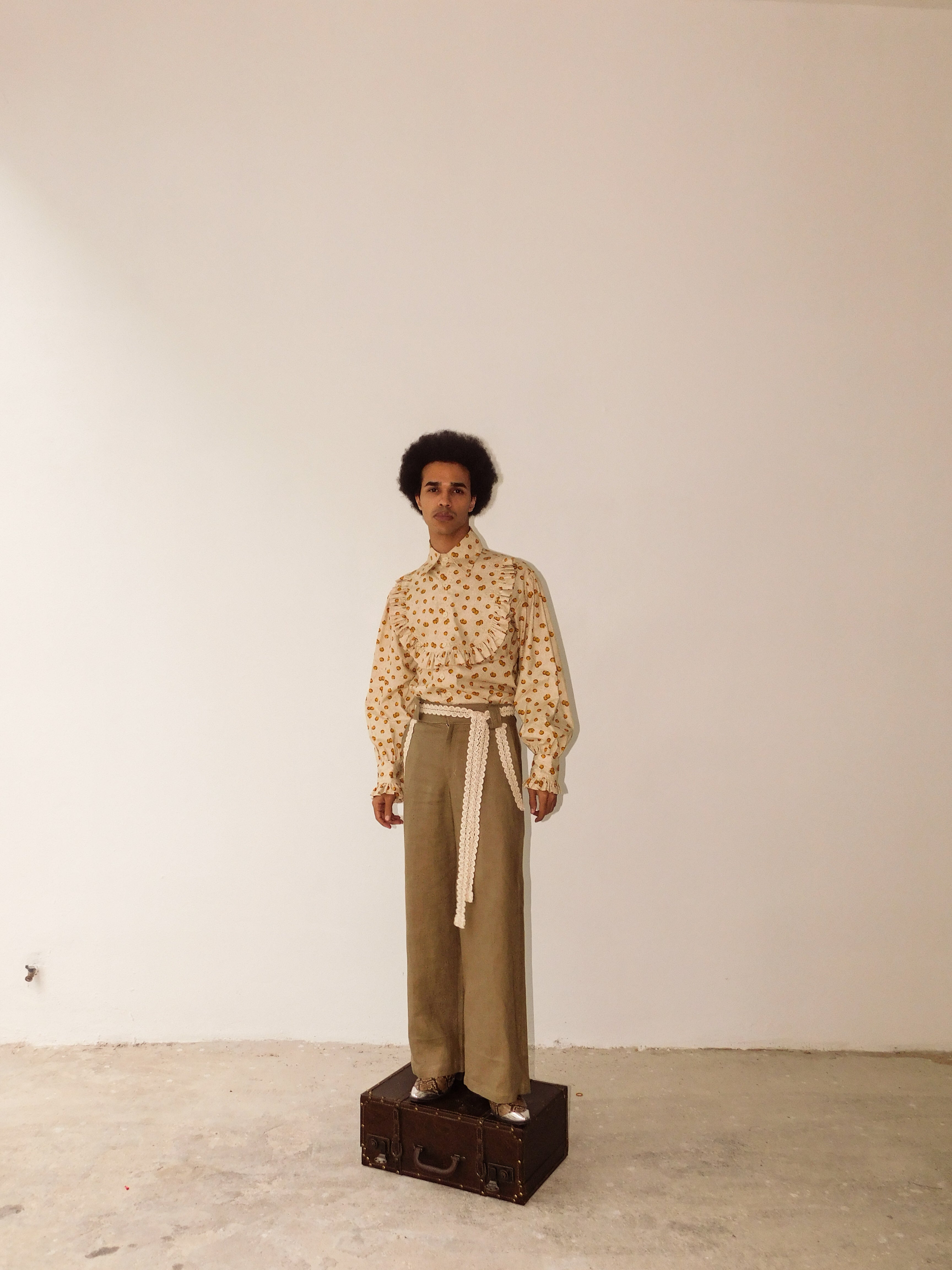 VALERIANO - NARANJAS- MEDIUM