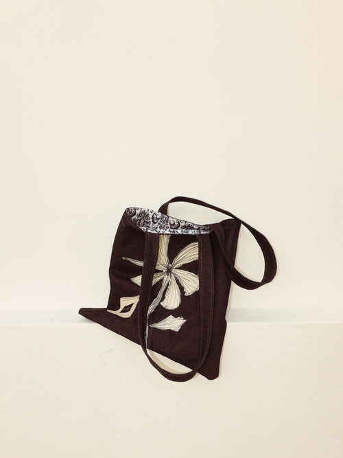 FLOR DE MAGA BLACK & WHITE